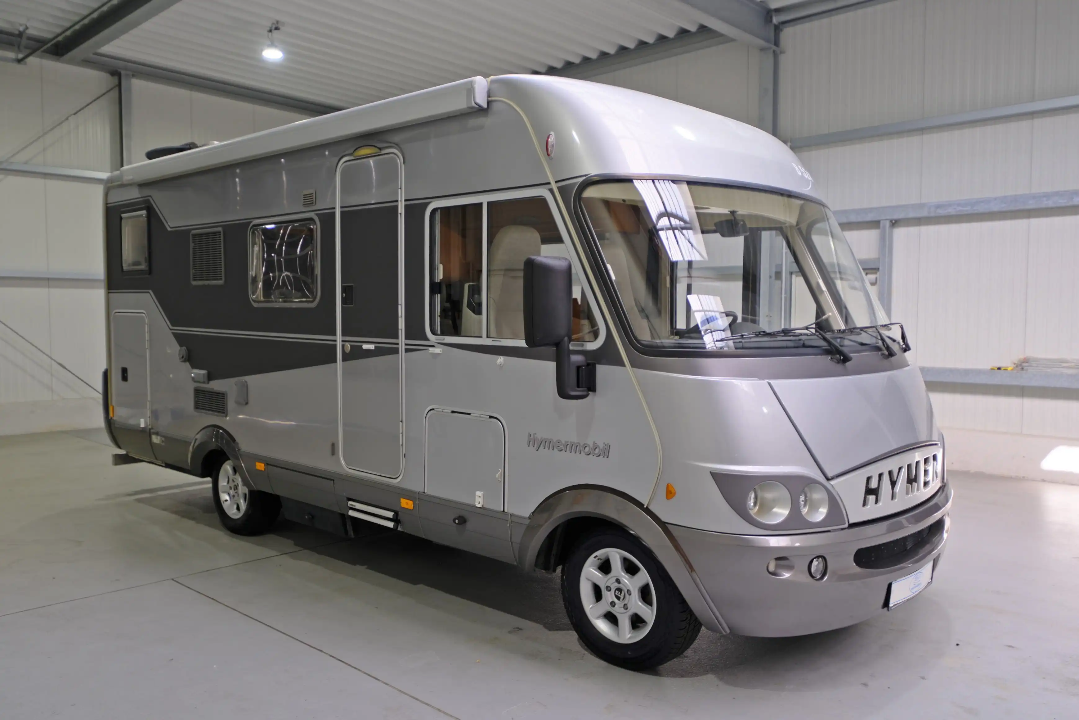 HYMER-ERIBA B 524
